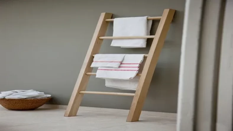 Upgrade Your Bathroom with Stylish and Functional Towel Ladders: The Perfect Solution for Bathroom Storage and Decor
